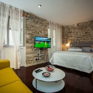 Studio Offside Apartment